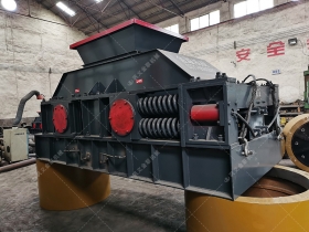 2PG1200x800型對輥午夜宅男视频發往湖北武漢
